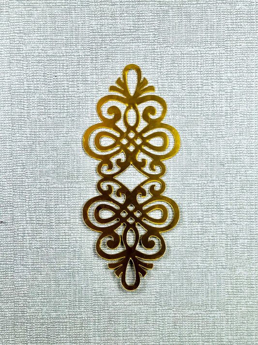 Golden Acrylic Wall Art – Elegant Decorative Piece