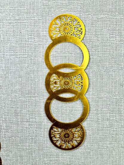 Golden Acrylic Wall Art – Modern Round Pattern Design